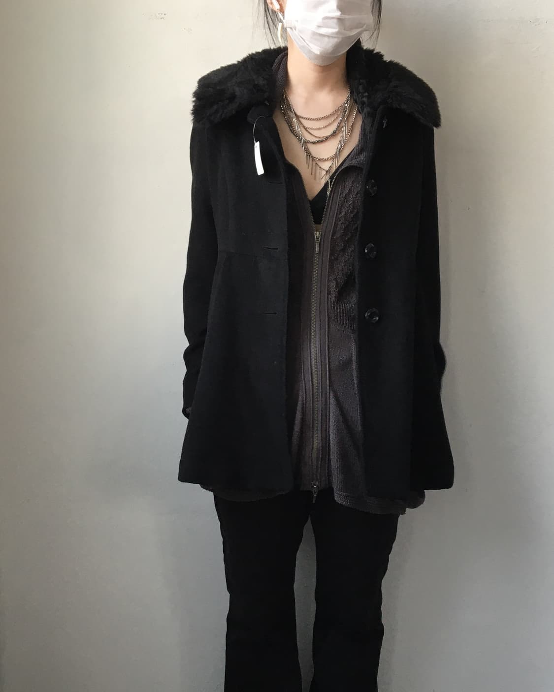 Fake fur collar point coat 상품이미지5