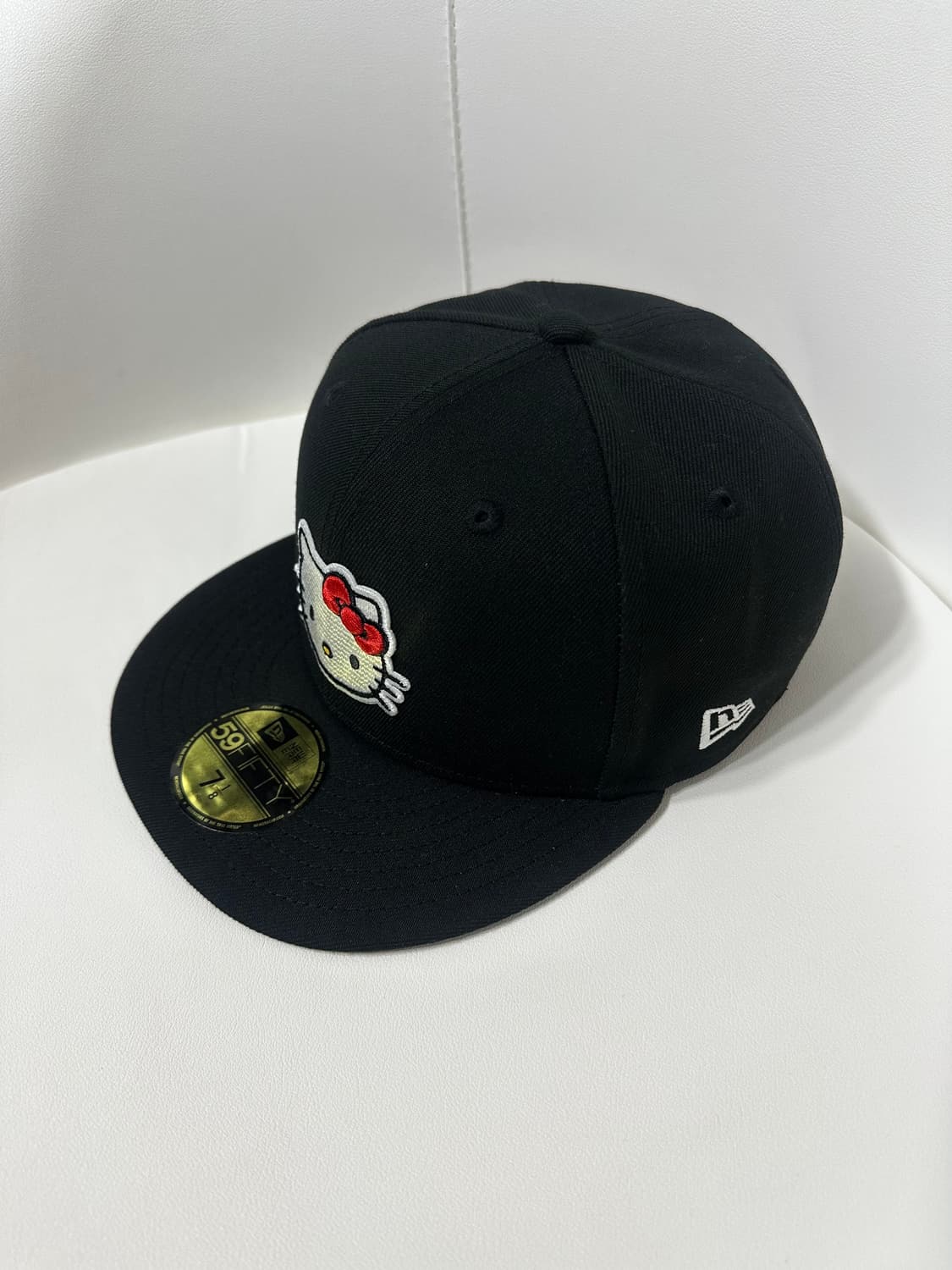 뉴에라x헬로키티 사이즈 캡 블랙 상품이미지3