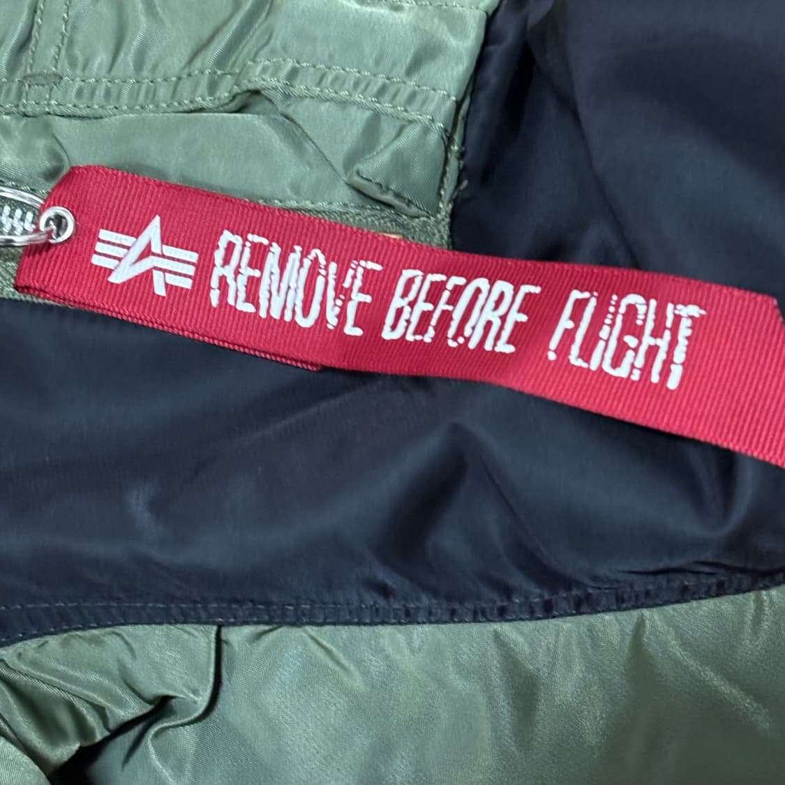 Alpha Industries MA-1 리버시블 항공 점퍼 상품이미지8