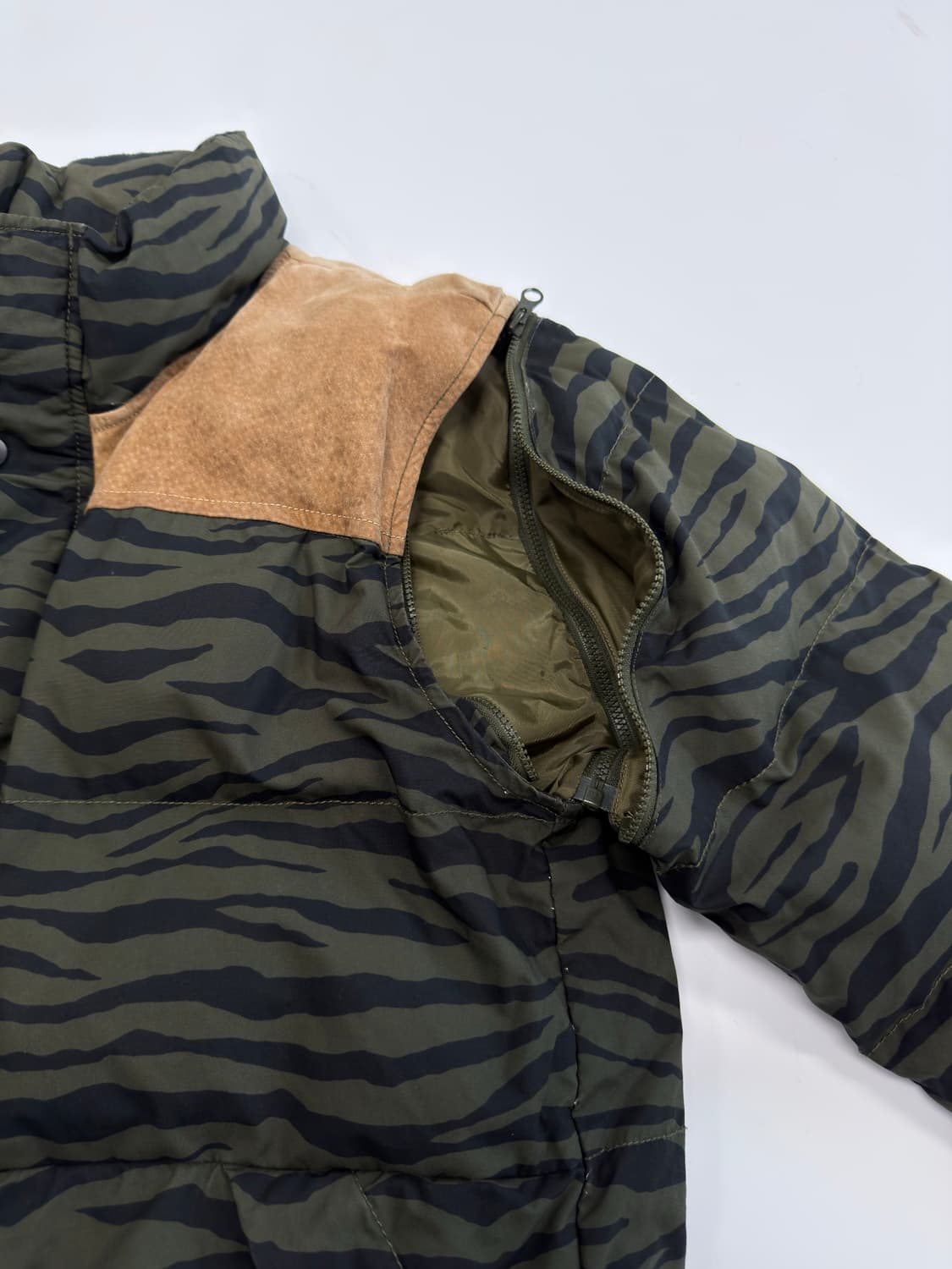 아디다스 투웨이 패딩 패딩조끼 상품이미지4