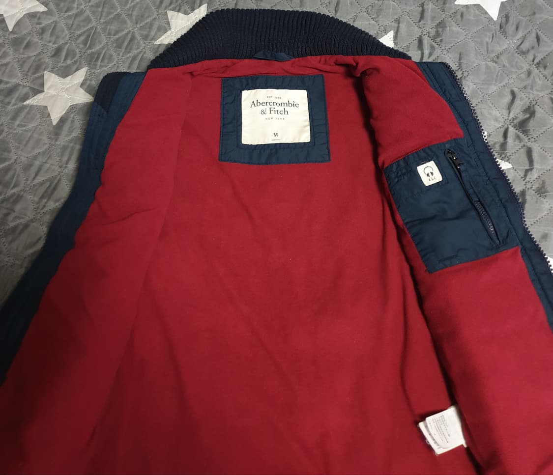 아베크롬비 니트배색 기모 경량패딩 조끼 네이비 (M) 상품이미지4