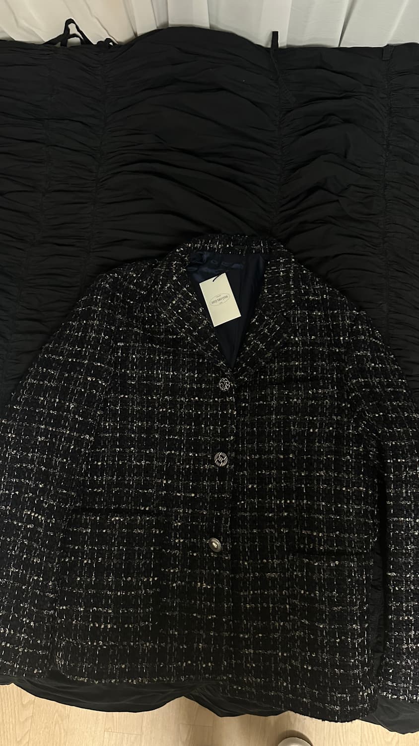 (새제품) 모델 이유안 브랜드 ANYU 트위드 자켓 블랙 상품이미지4