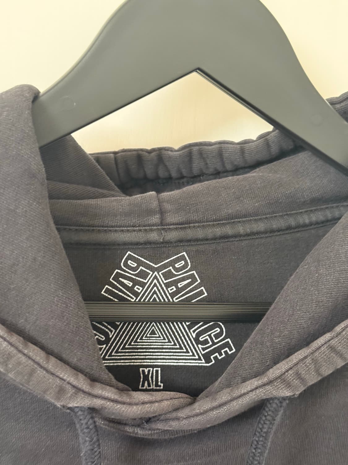 팔라스 18ss 산스 퍼그 후드 XL 상품이미지3