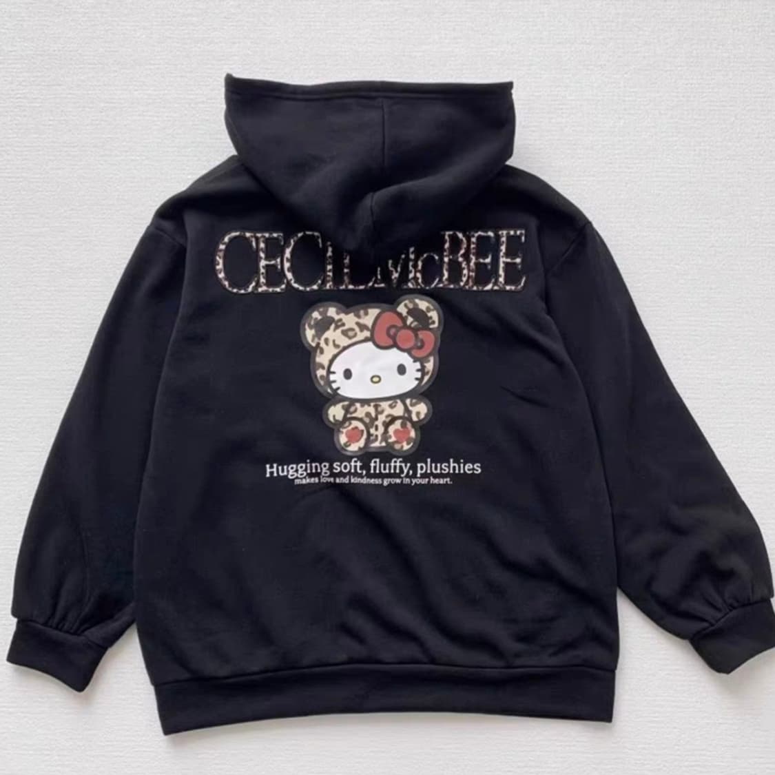 새상품) Avail 세실맥비 호피 헬로키티 콜라보 후드 상품이미지1