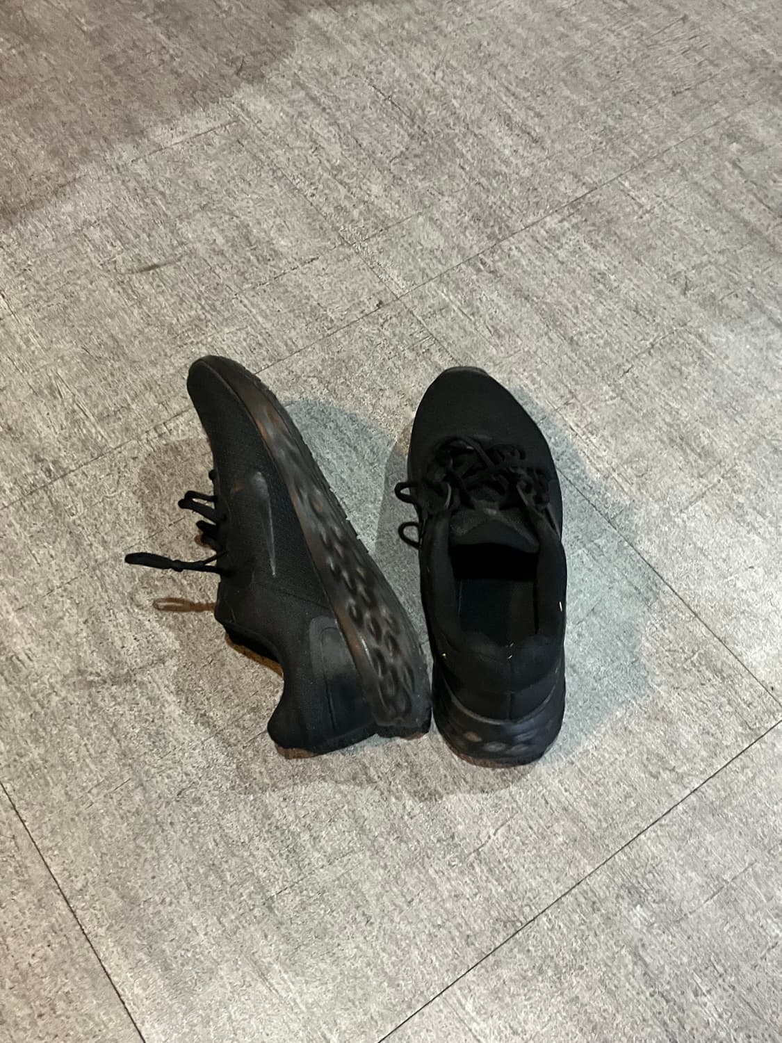 Nike 나이키 레볼루션6 넥스트레이처 운동화 상품이미지2