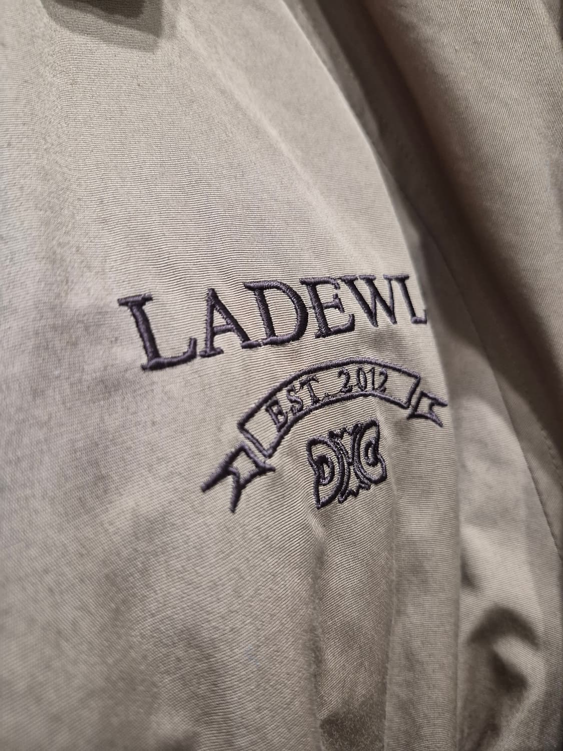 듀엘(DEWL) 24년 퀄팅경량자켓 66 / 카멜브라운 상품이미지9