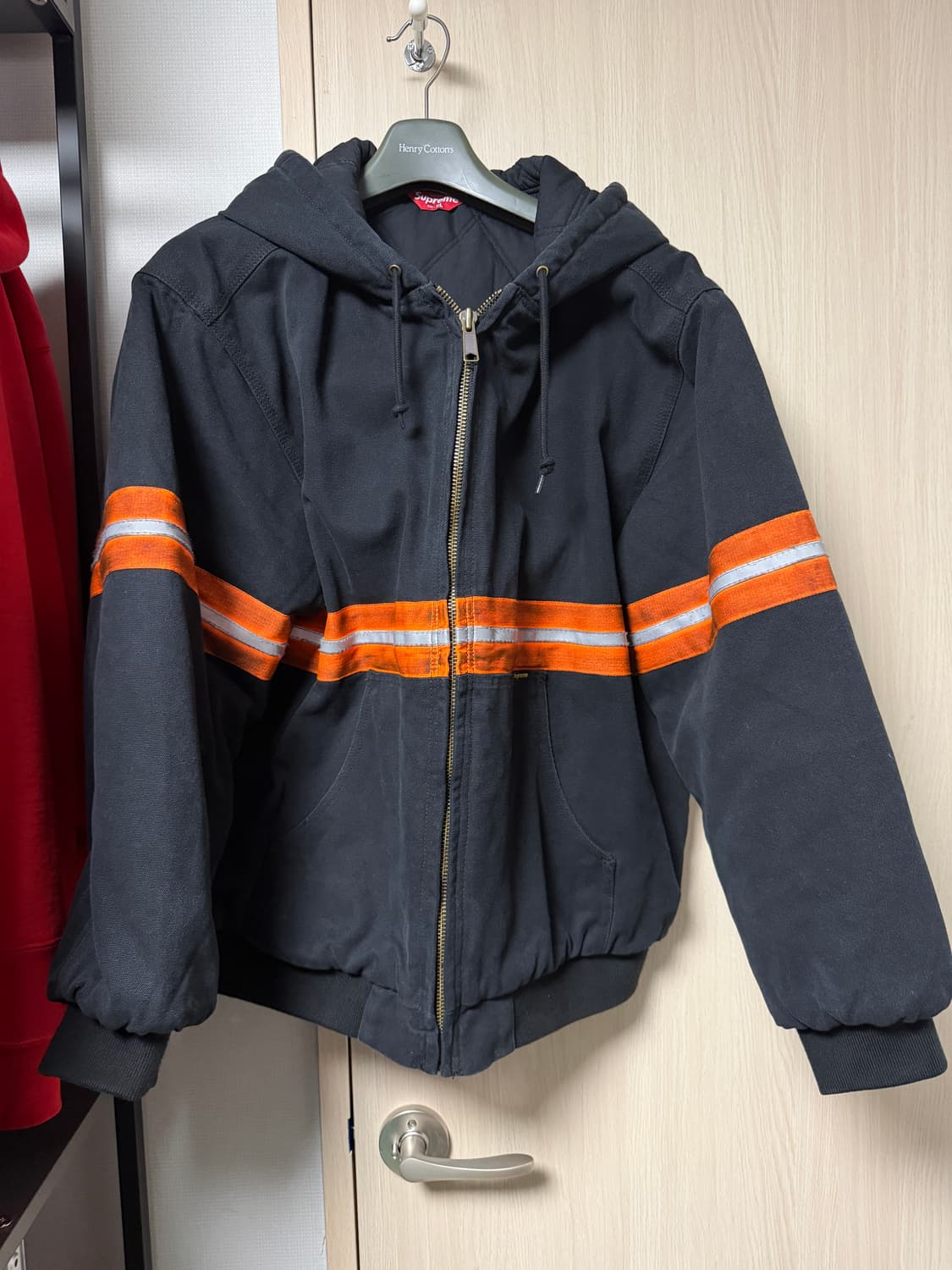 슈프림 리플렉티브 스트라이프 후드 워크 자켓 블랙 상품이미지2