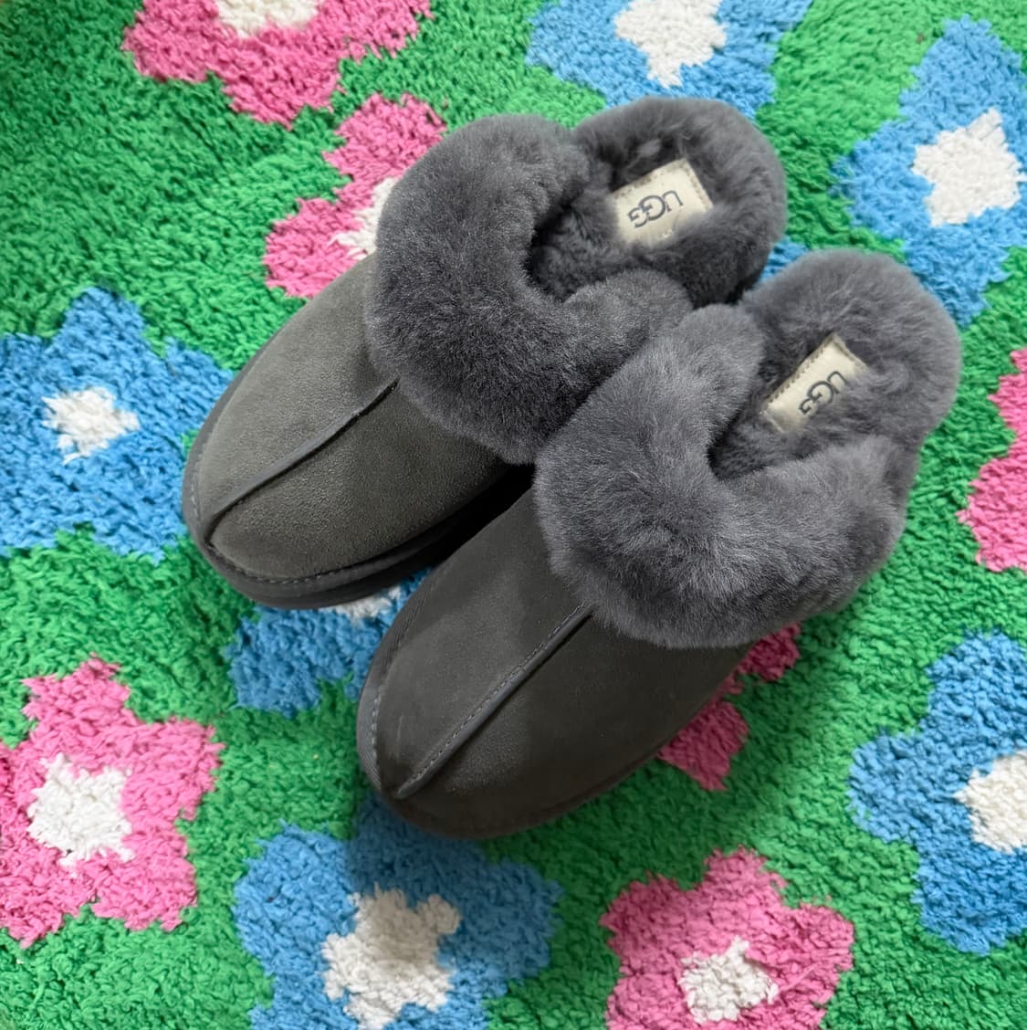 (3회착용) 정품 UGG어그 슬리퍼 240~245 7사이즈 상품이미지1