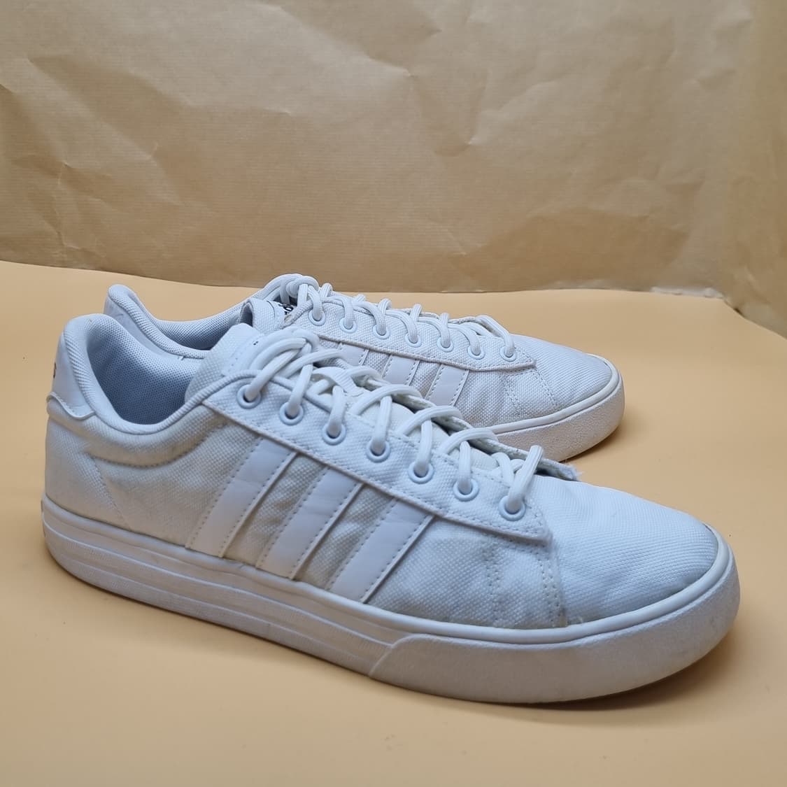 아디다스 데일리2.0 남성스니커즈270 상품이미지1