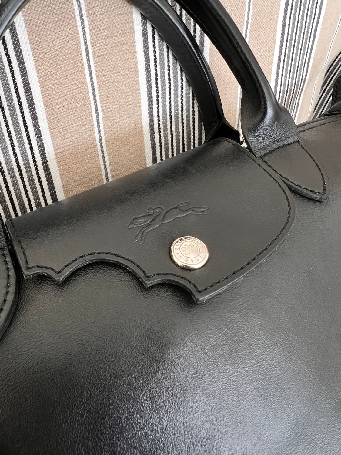 롱샴 르 플리아쥬 블랙 레더 크로스백 상품이미지2