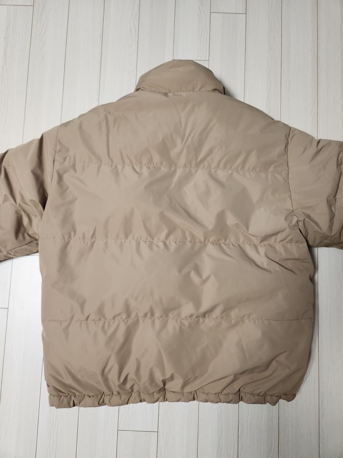 폴햄 리버시블 보아 숏 패딩 양면 플리스점퍼 사이즈105(xl)

패딩점 상품이미지8