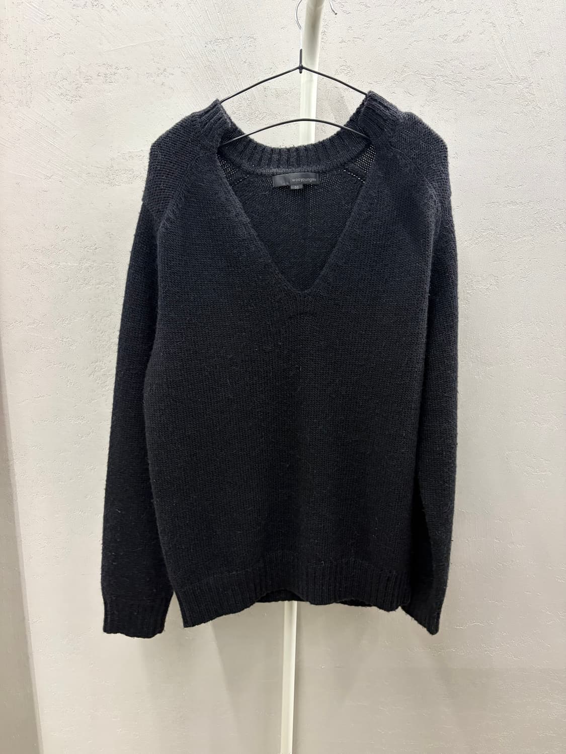 우영미 알파카 브이넥 니트 블랙 50 상품이미지2