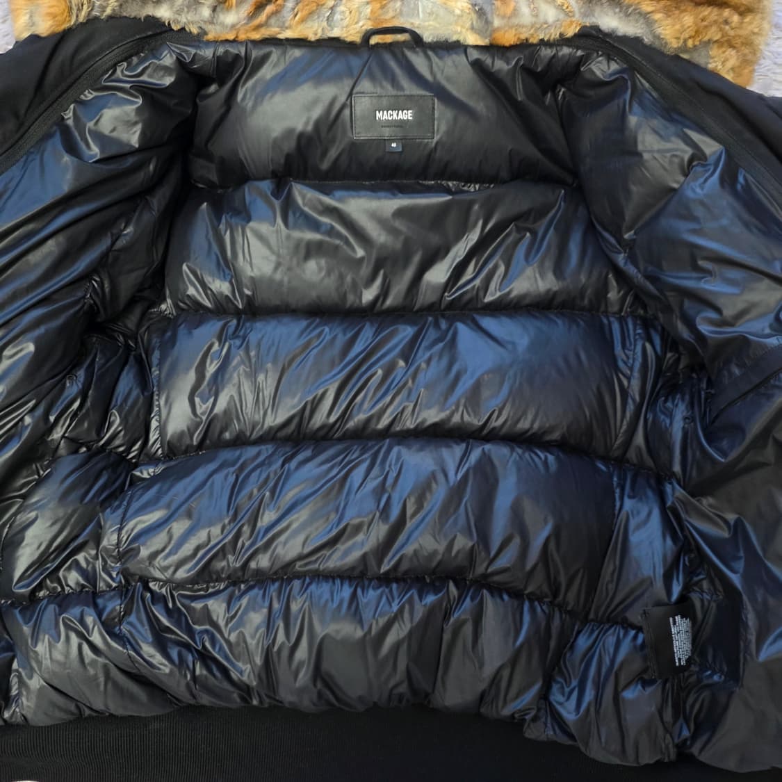 [제품명:맥케이지 딕슨 브라운 퍼 숏 다운 패딩 자켓]

》제품 설명
가 상품이미지4