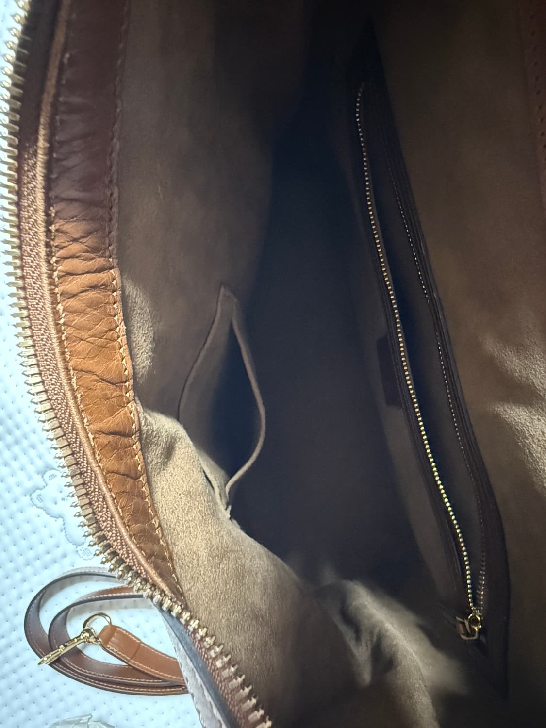 구찌 GG 수프림 캔버스 숄더 호보백 상품이미지7