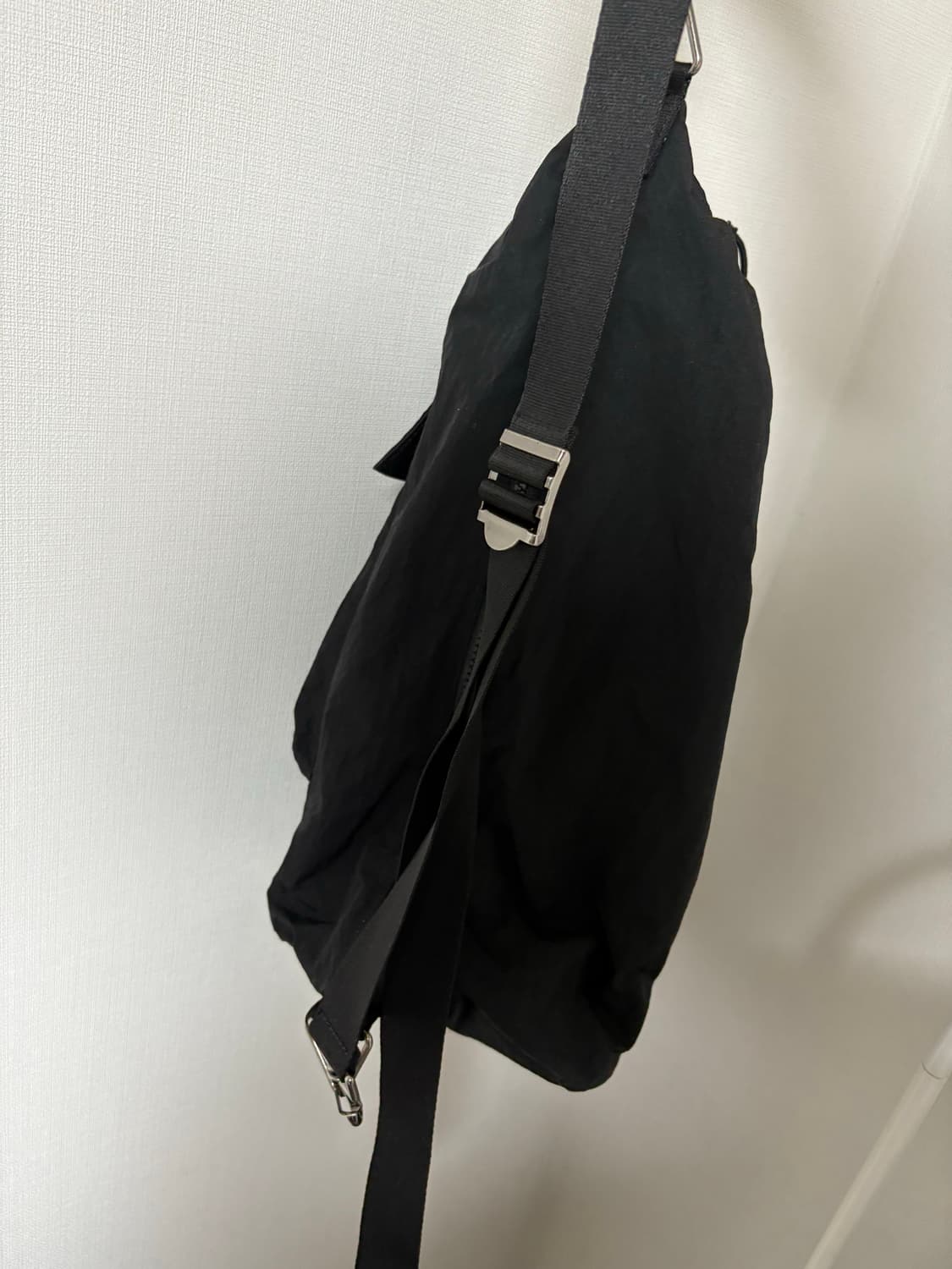 해칭룸 Bottle bag Black 상품이미지4