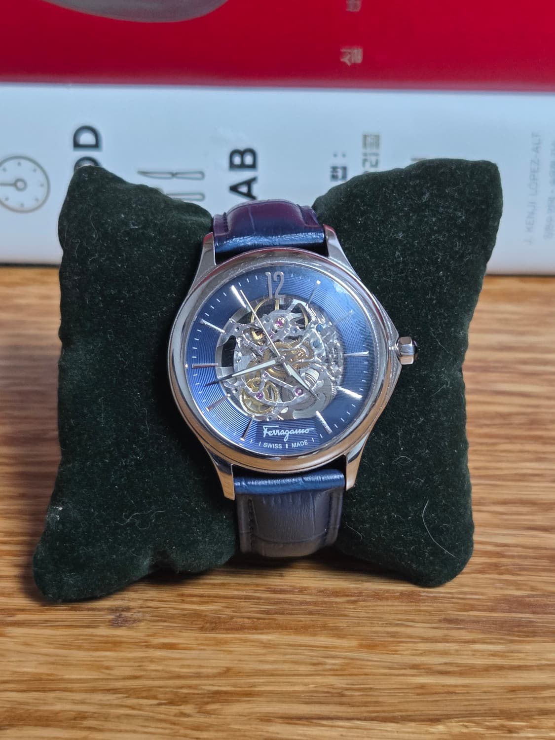 페라가모 스켈레톤 청판 오토메틱 상품이미지1