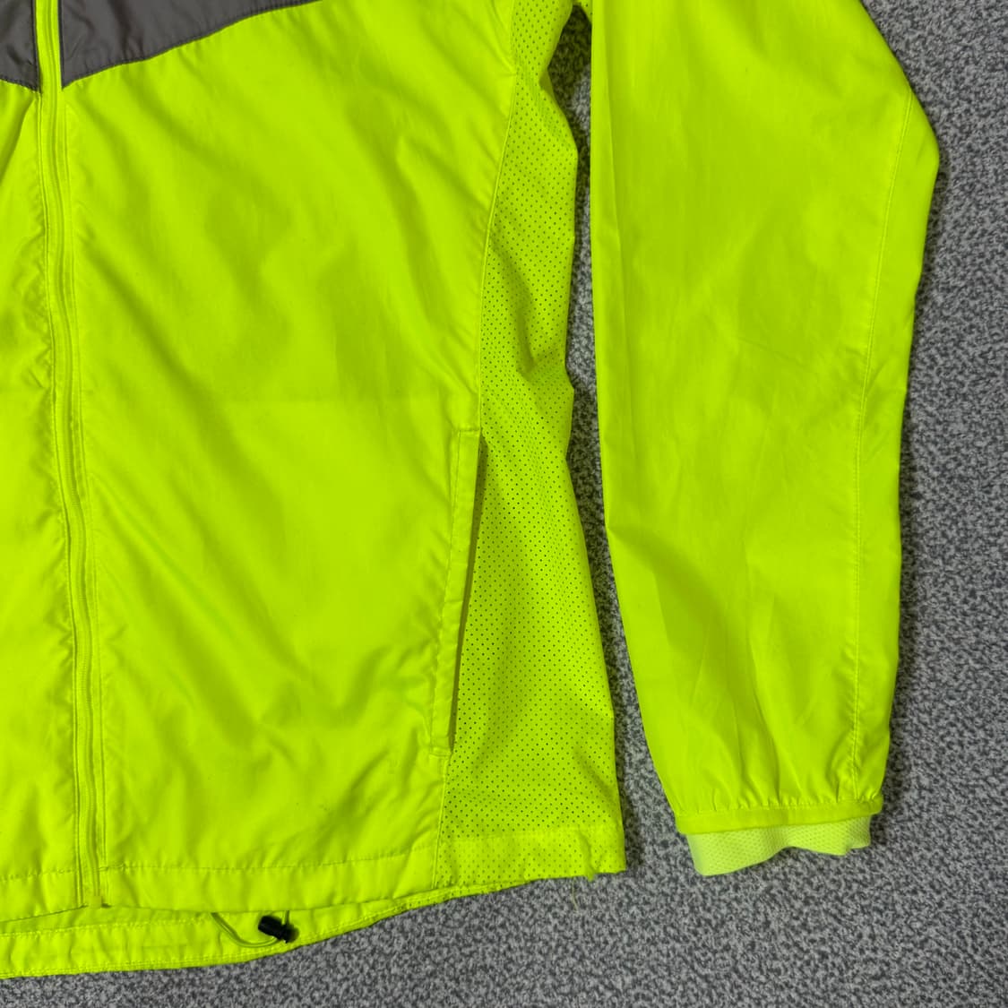 나이키 러닝 바람막이 M 상품이미지5