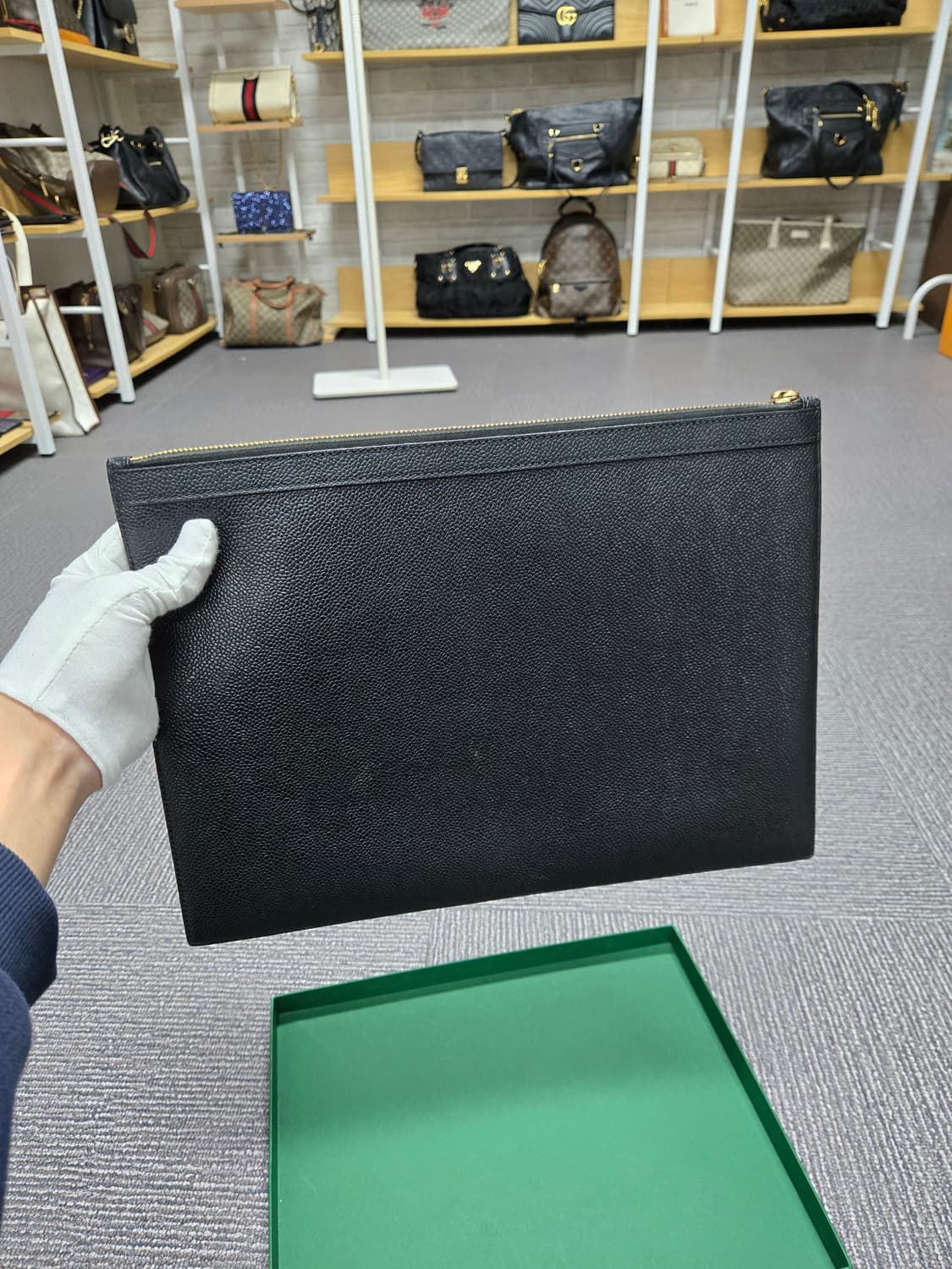 [특가][정품]톰브라운 클러치백 라지 상품이미지2