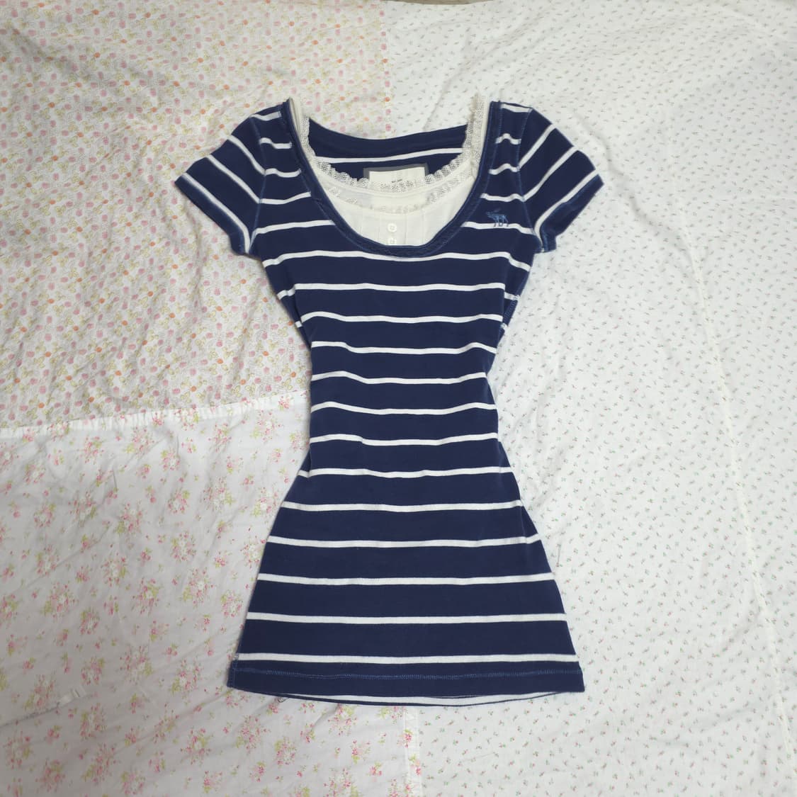 아베크롬비 딱붙 순록 로고 스프라이트 반팔티 상품이미지1