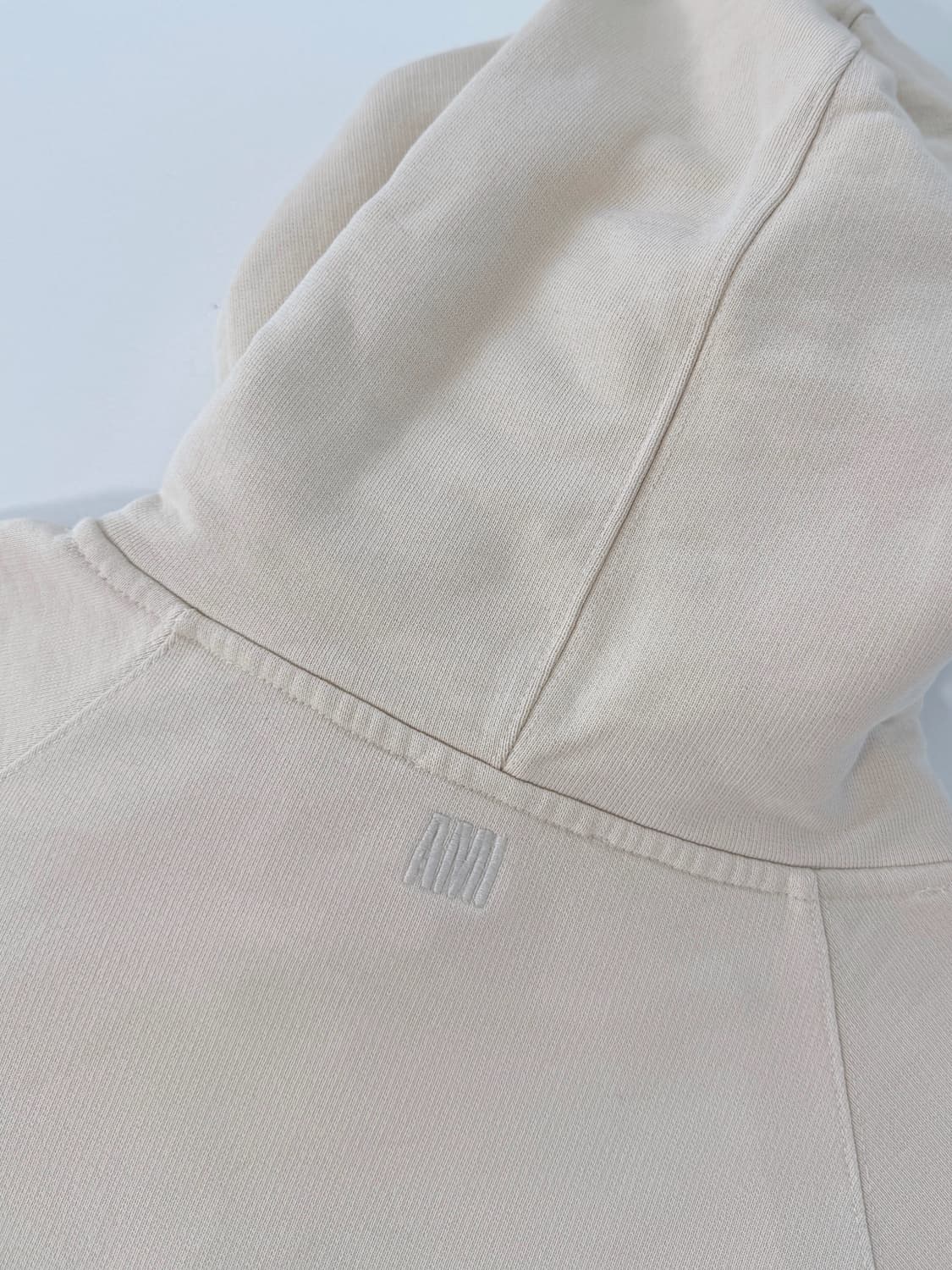 아미 오버핏 해비웨이트 아이보리 빅하트로고 스웻 후드 상품이미지4