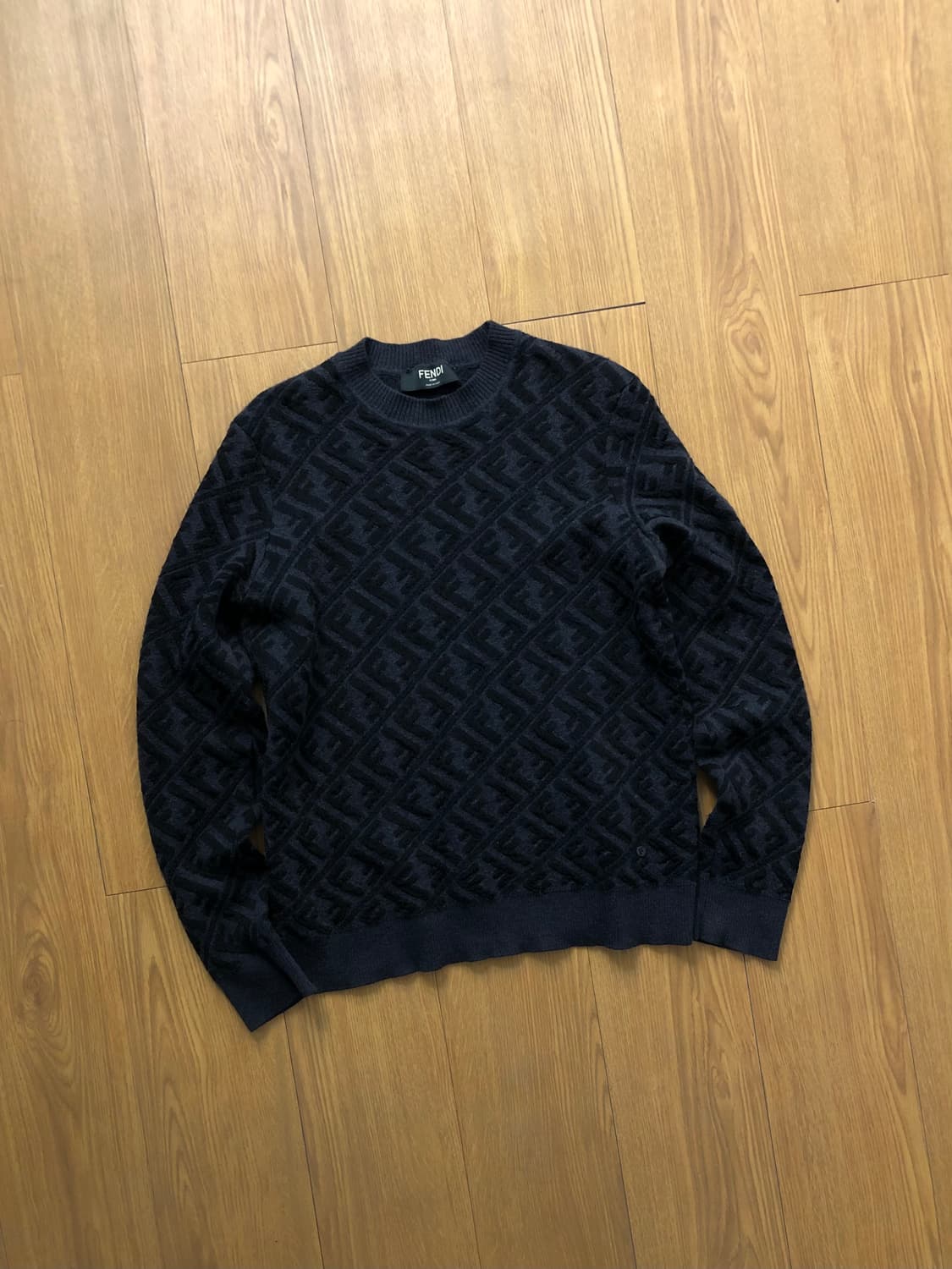 펜디 모노그램 주카 패턴 라운드넥 스웨터 상품이미지1