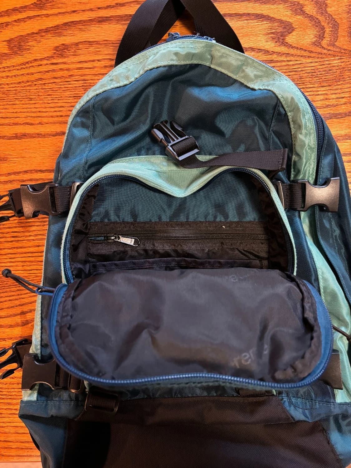 19FW 슈프림 백팩 다크 틸 상품이미지4