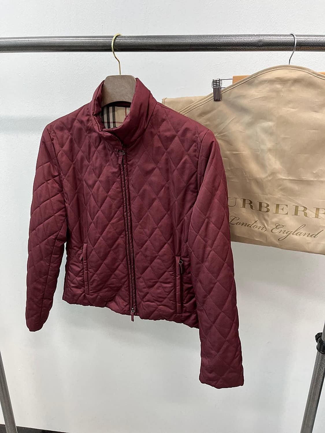 여) 버버리 버건디 퀼팅집업  상품이미지2