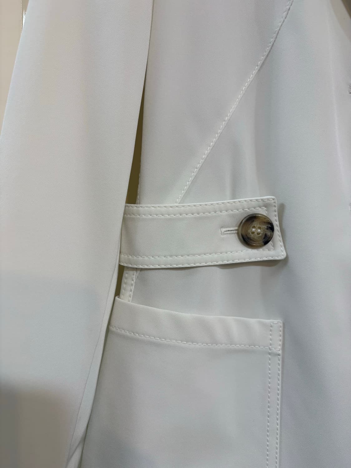 프라다아이보리자켓 상품이미지4