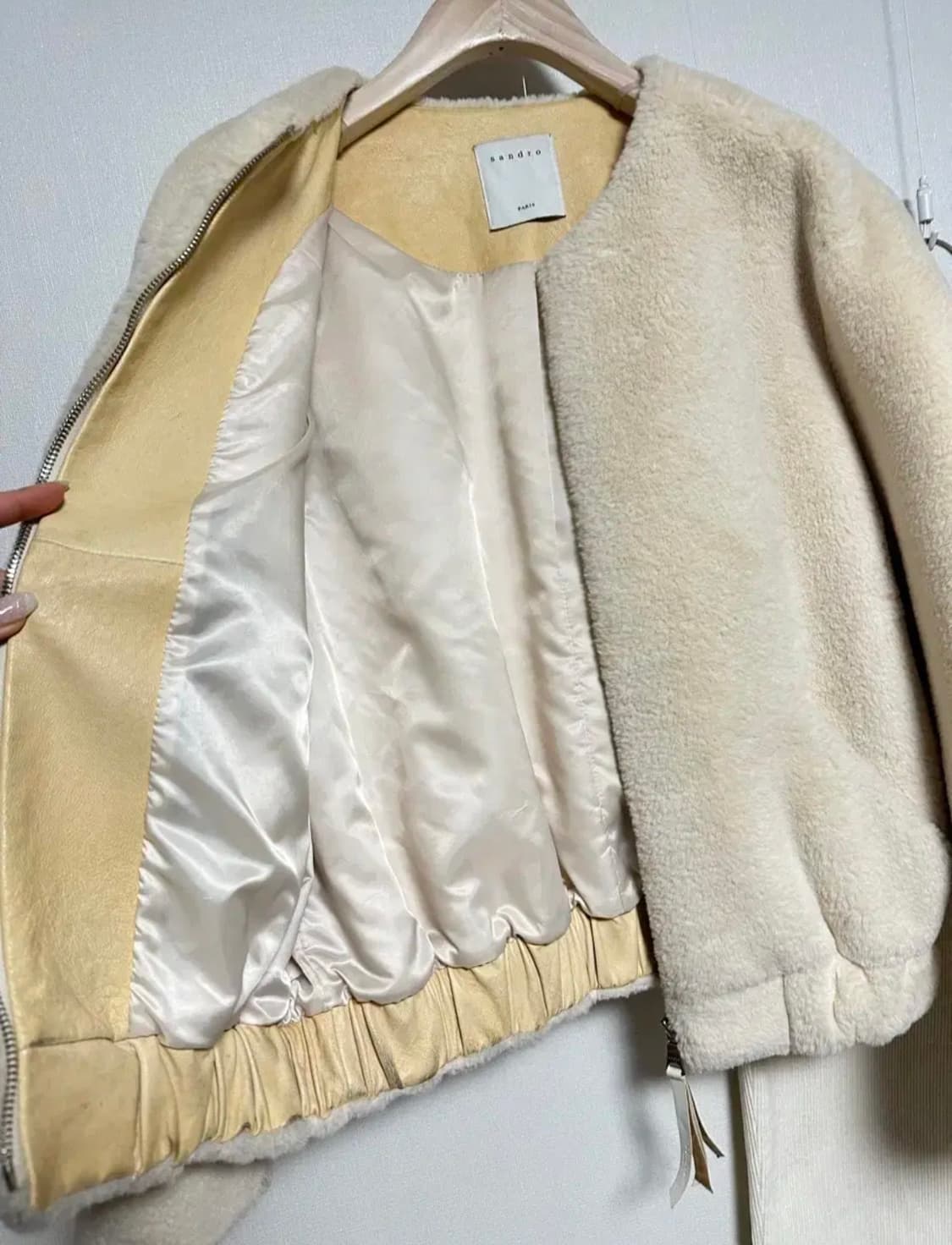 산드로 양가죽배색 에코퍼자켓 상품이미지4