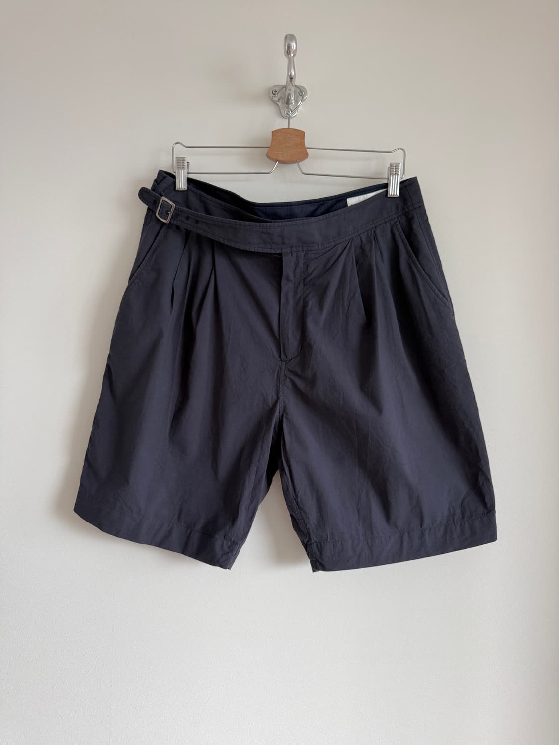 비슬로우(BESLOW) 벨티드 반바지 상품이미지1