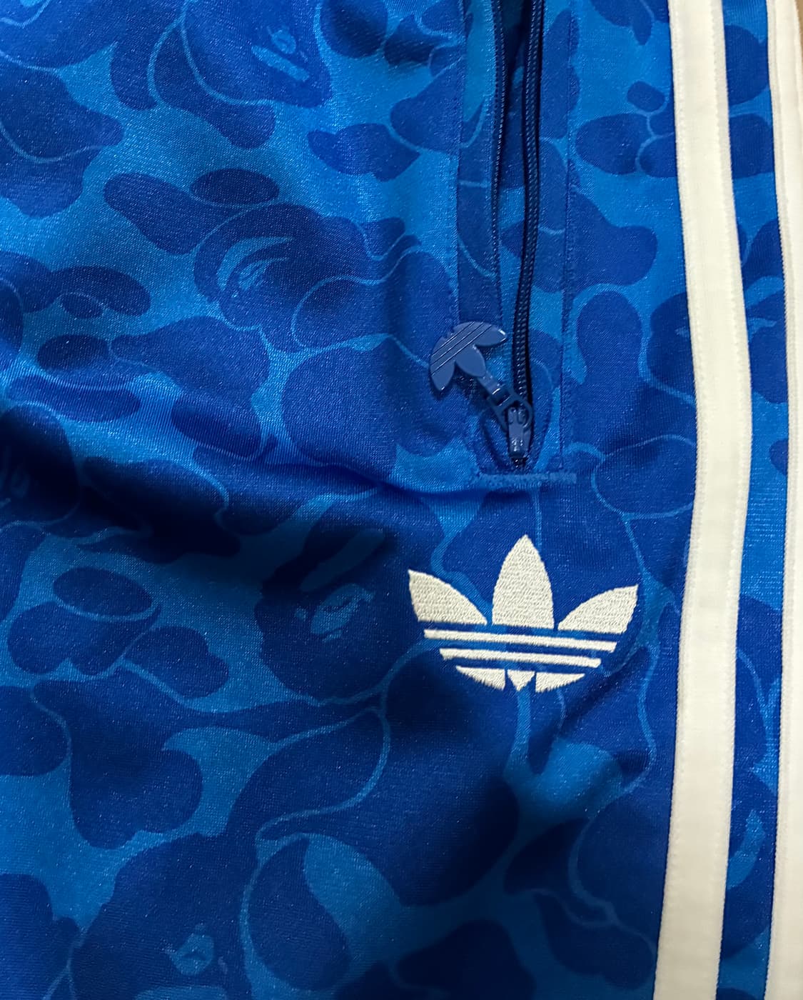 [새상품] 베이프 아디다스 트랙팬츠 (L) 상품이미지4