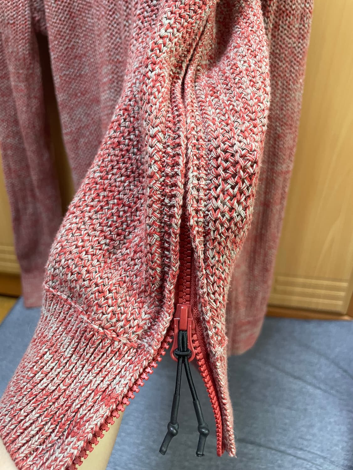 언어펙티드 사이드 집업 니트 M 상품이미지3