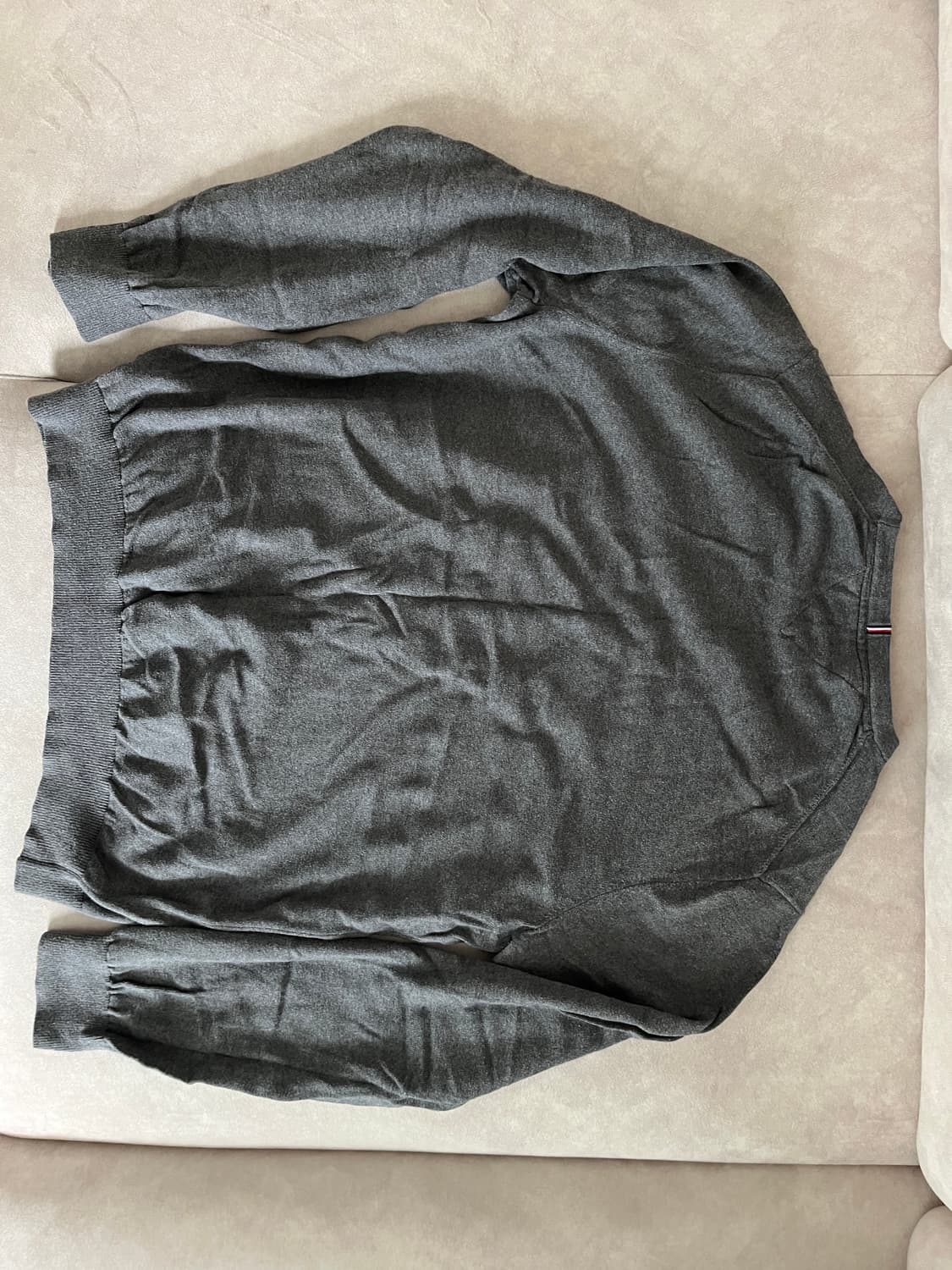 타미힐피거 남녀공용 베이직 라운드넥 긴팔 니트 스웨터 상품이미지2