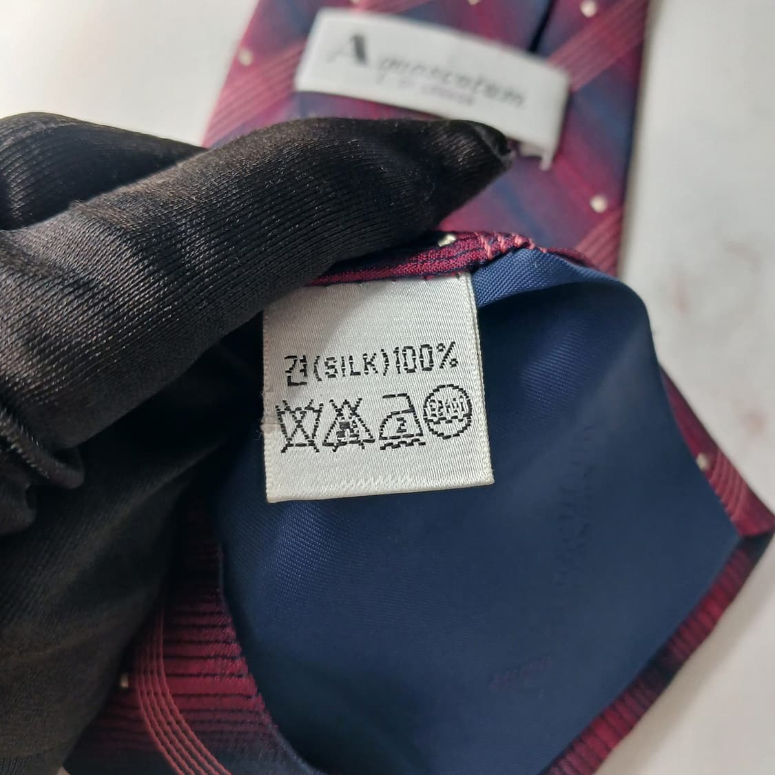 아쿠아스큐텀 실크 와인 스트라이프 넥타이 9.5cm A등급 E962
 상품이미지9