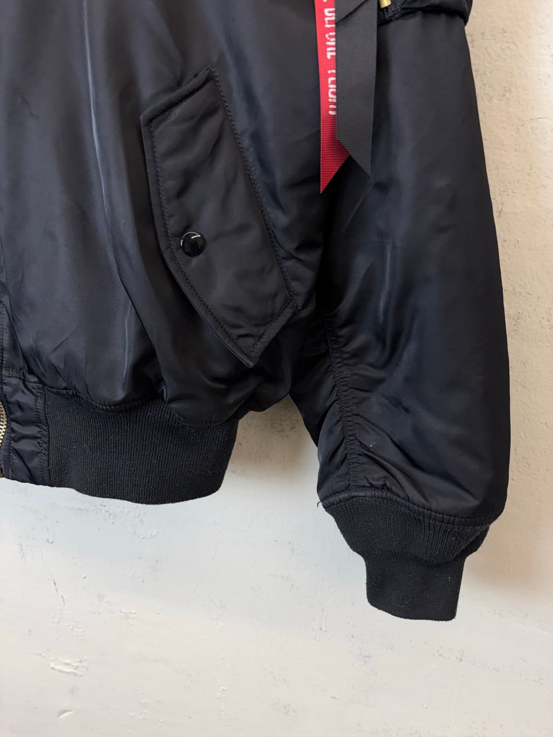 알파인더스트리 ma-1 항공점퍼 블랙 상품이미지4