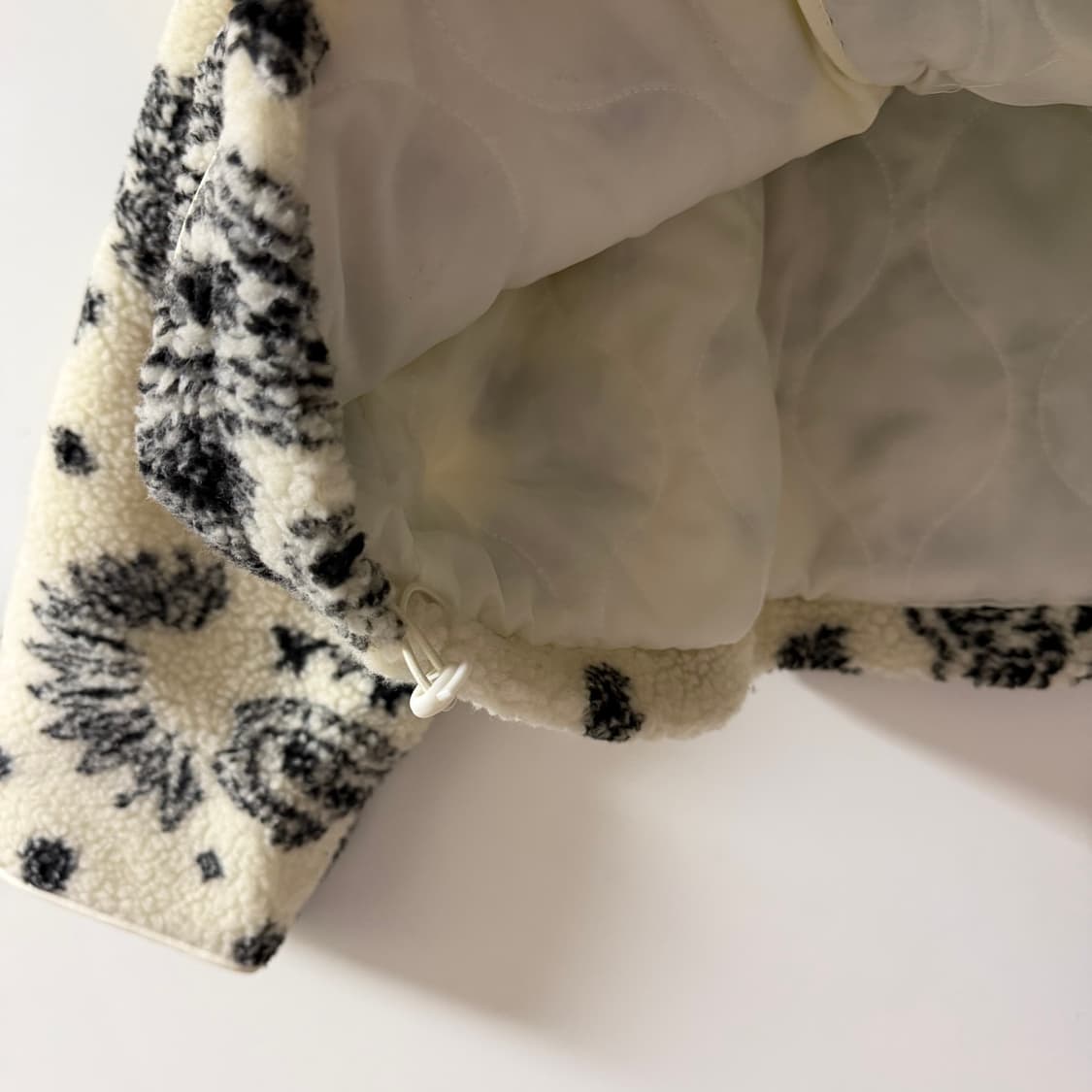 새상품 여자 페이즐리 누빔 점퍼 (아이보리) 상품이미지2