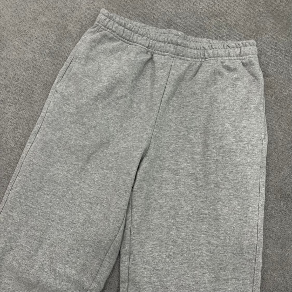 M 무신사스탠다드 그레이 스웻팬츠 상품이미지2