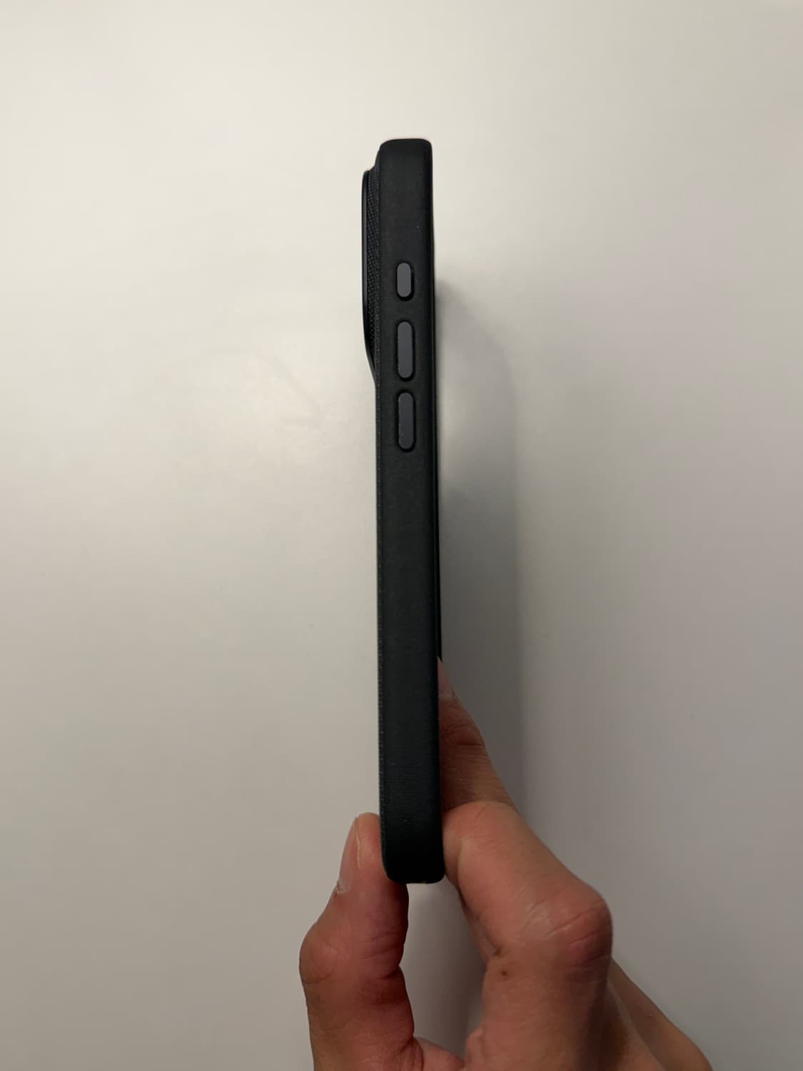 아이폰 17 프로 정품 테크우븐 케이스 블랙 상품이미지4