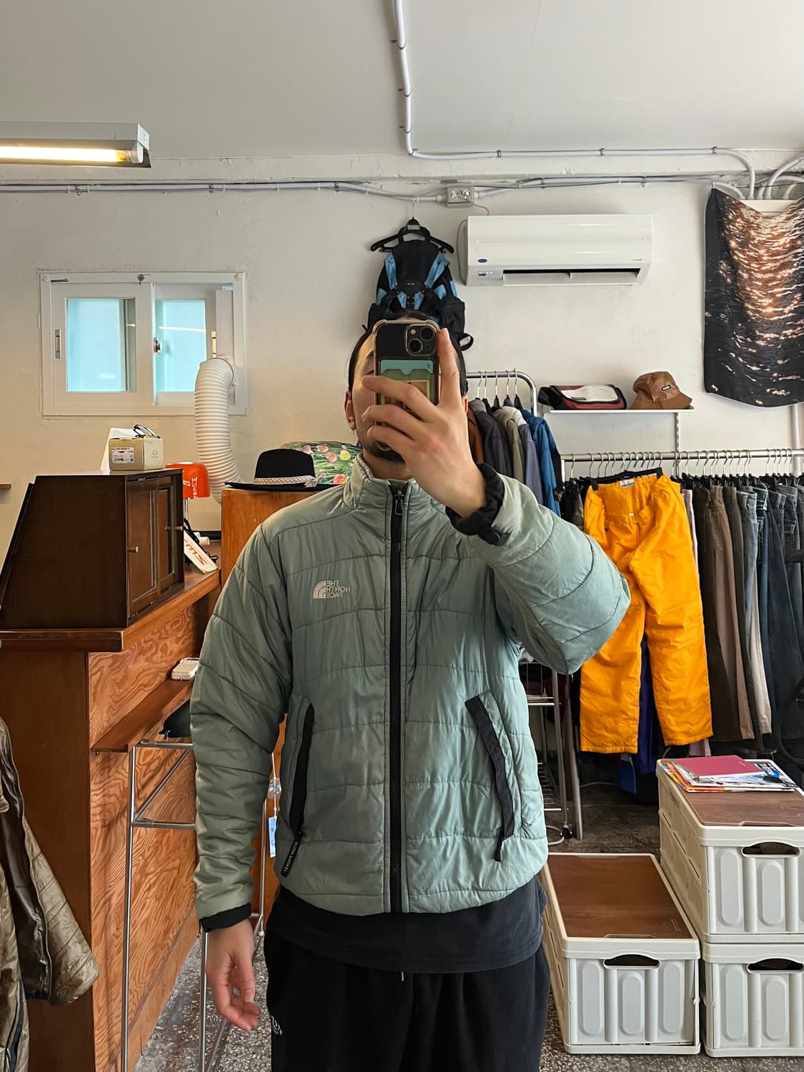 노스페이스 센터로고 세이지그린 경량패딩 상품이미지1