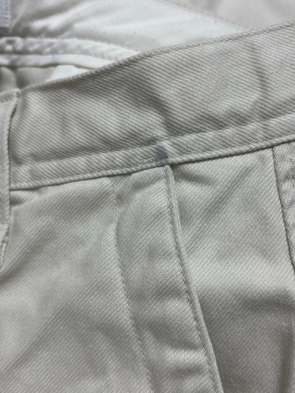 유니클로 와이드핏 치노팬츠 82 상품이미지3