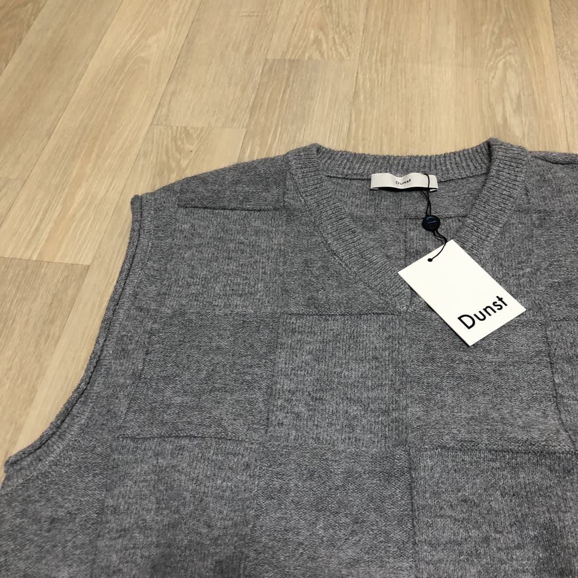 (XL) 새상품 던스트 DUNST 디바이드 브이넥 니트 베스트 그레이 상품이미지6