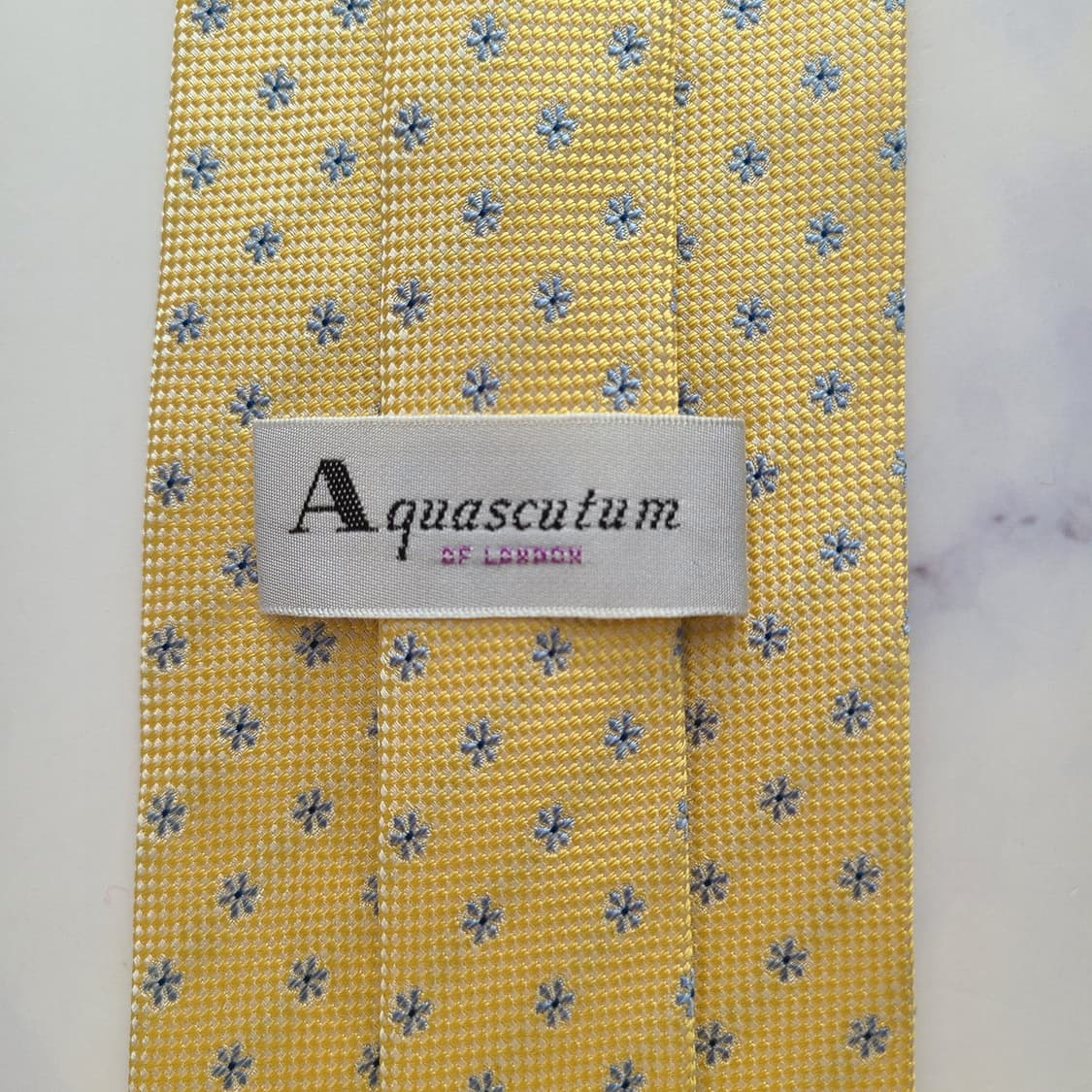 아쿠아스큐텀 실크 옐로우 마이크로 패턴 넥타이 9.2cm A등급 E706 상품이미지7