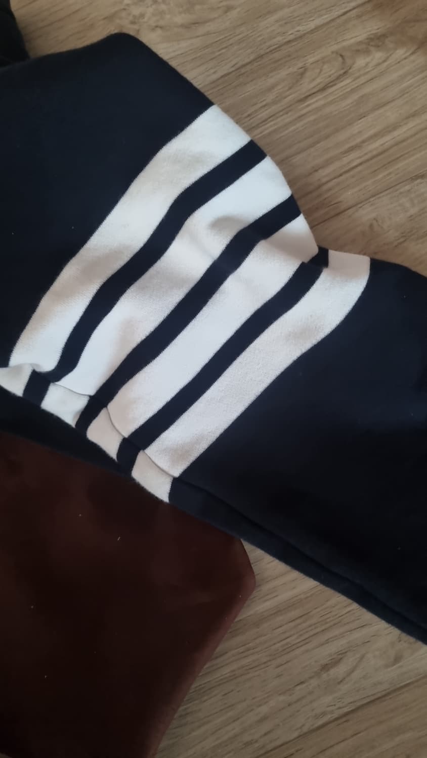 톰브라운 네이비가디건. L/XL 상품이미지6