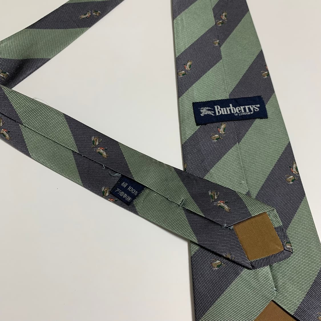 버버리(BURBERRY) 레지멘탈 명품넥타이 100실크 A등급 상품이미지7