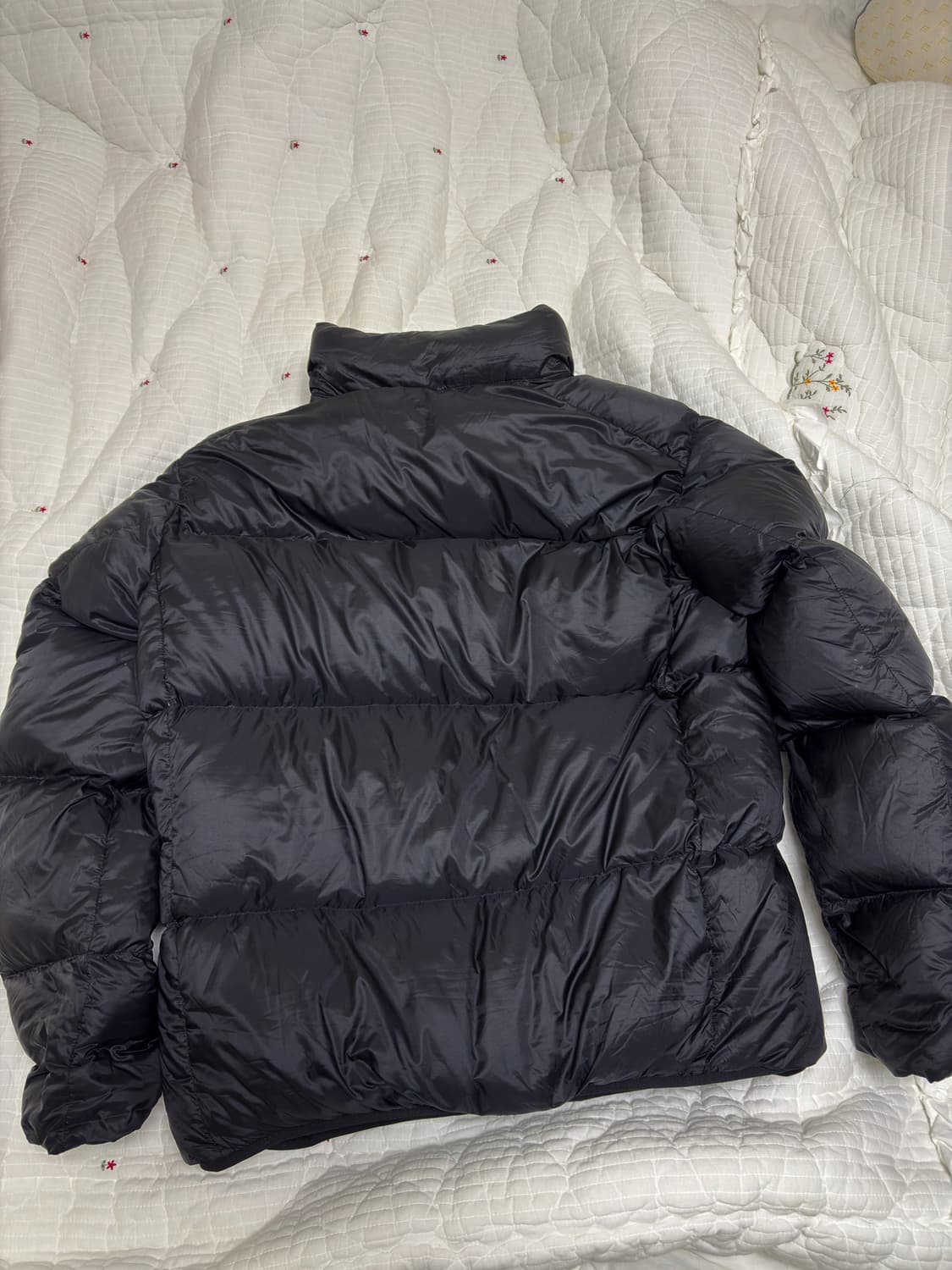 유니클로 울트라 라이트 다운 패딩 블랙 XL 상품이미지2