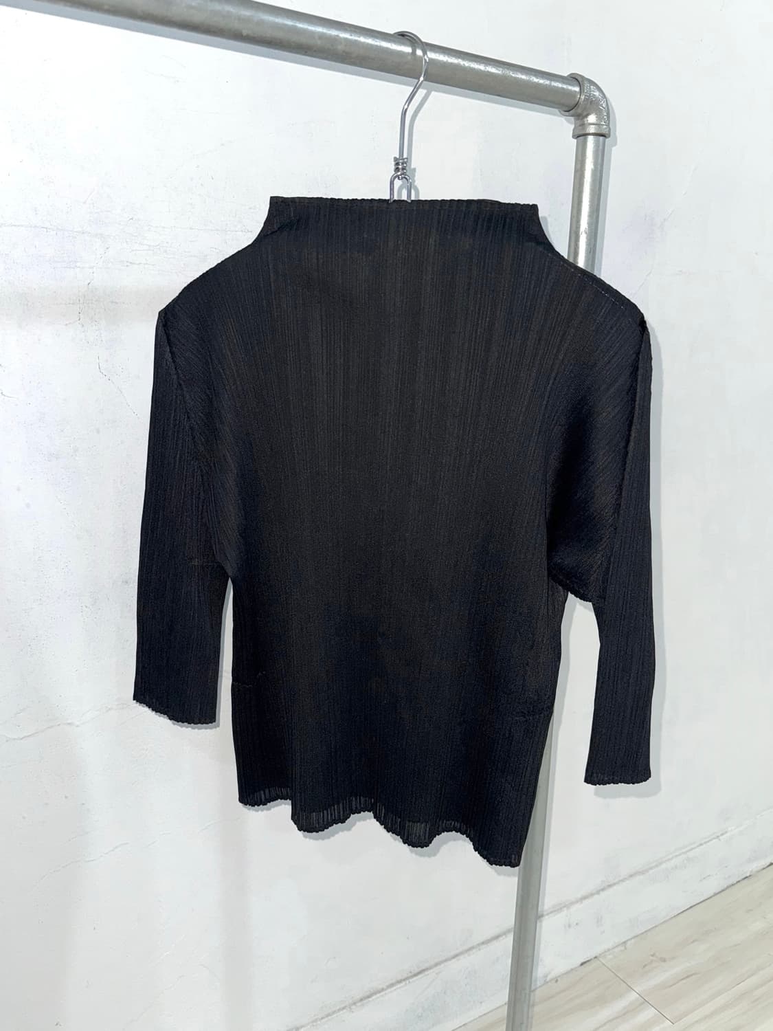 Pleats Please Black Pleated Top 상품이미지7