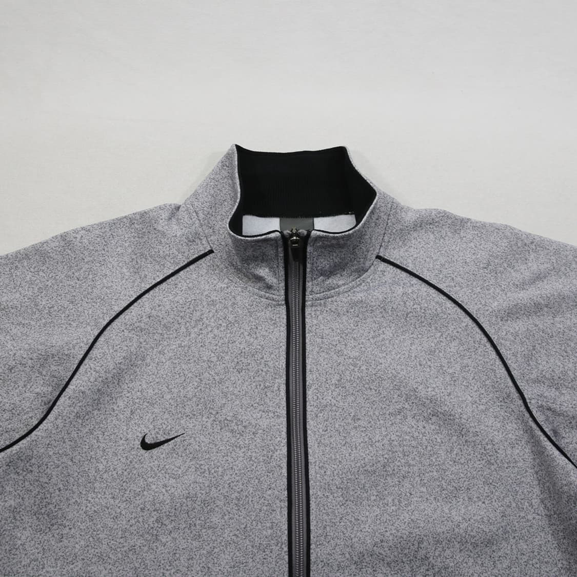 (착용컷) 나이키 올드스쿨 트랙 자켓 (남성용 100) 상품이미지4