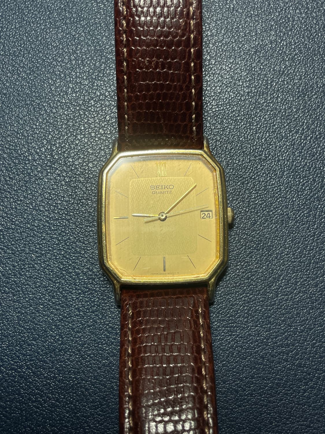 빈티지 세이코 쿼츠 레더 시계 상품이미지5