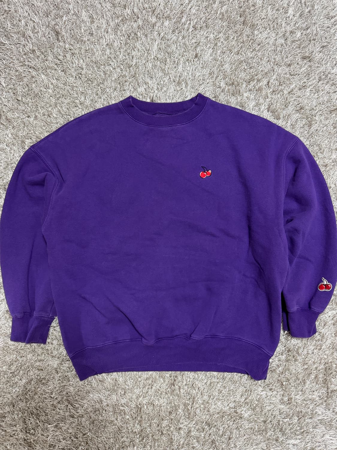 [1] 키르시 미니 체리 와펜 퍼플 기모 맨투맨 상품이미지2