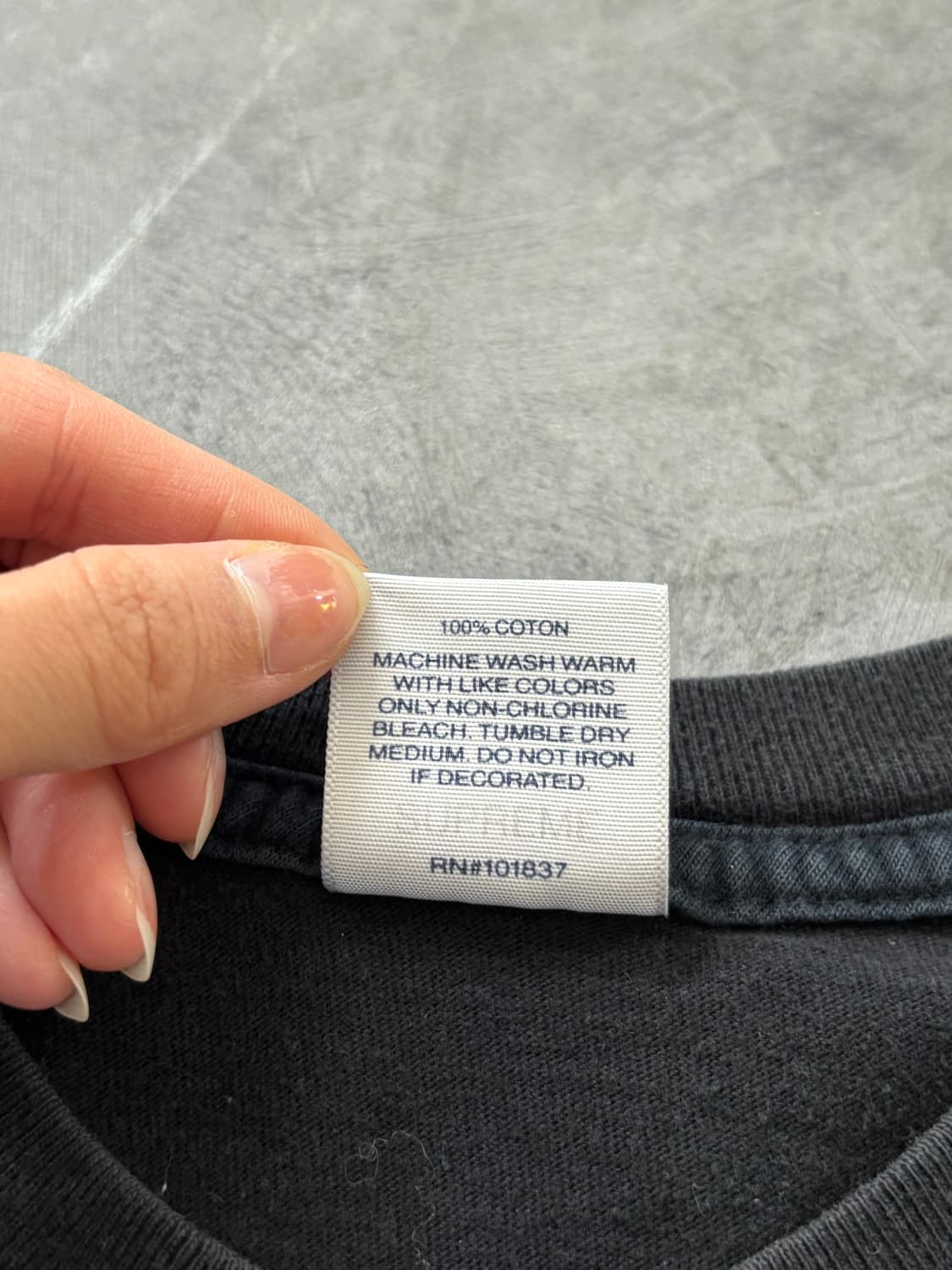 Supreme 슈프림 길버트 조지 블랙 프린팅 롱슬리브 상품이미지4